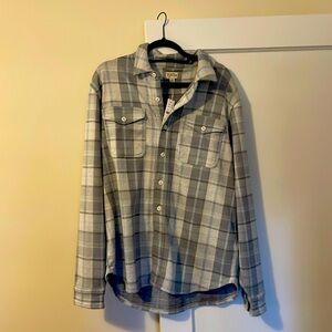 Brand new size large, never worn men’s flannel shirt.